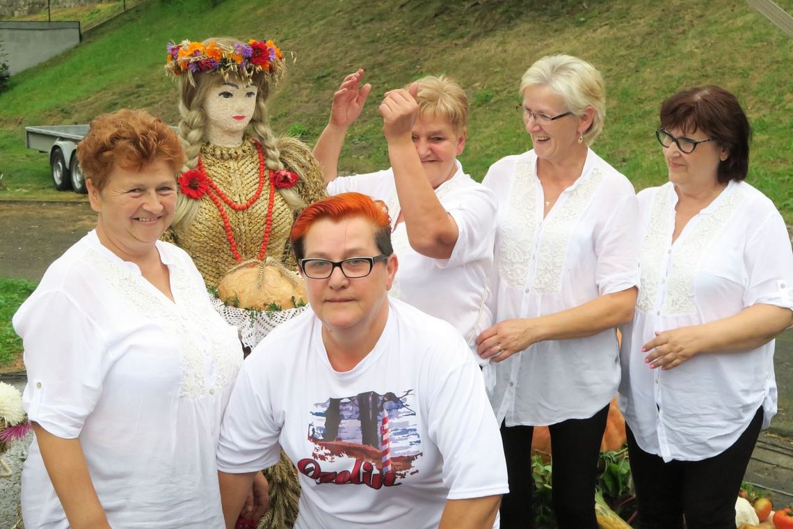 Mieli najładniejszy wieniec dożynkowy i wygrali sołeckie potyczki Mieli najładniejszy wieniec dożynkowy i wygrali sołeckie potyczki