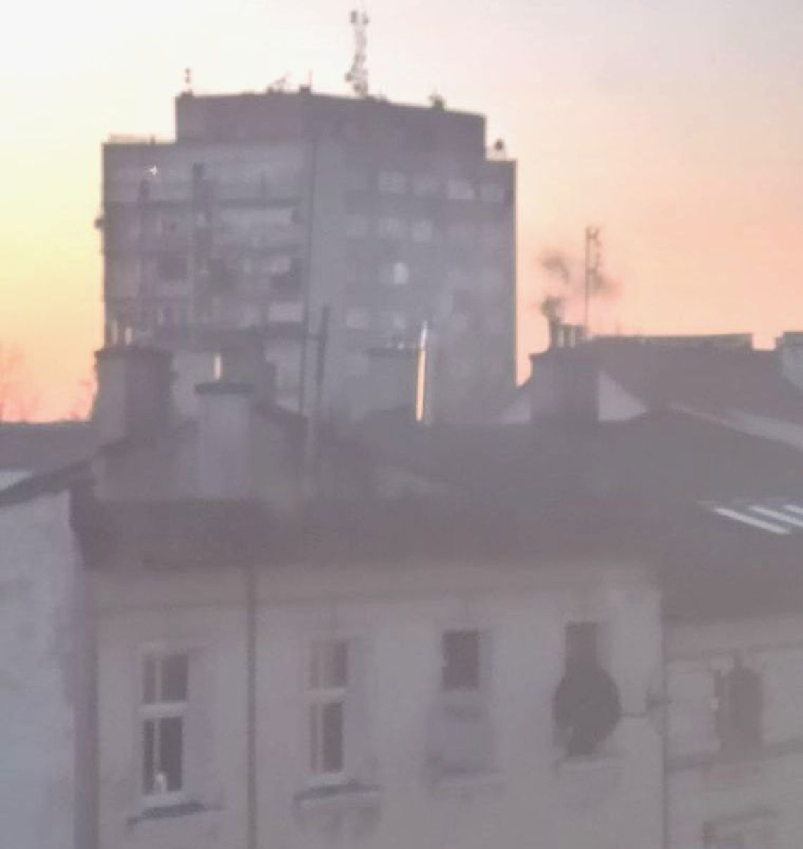 Mieszkańcy skarżą się na smog Mieszkańcy skarżą się na smog