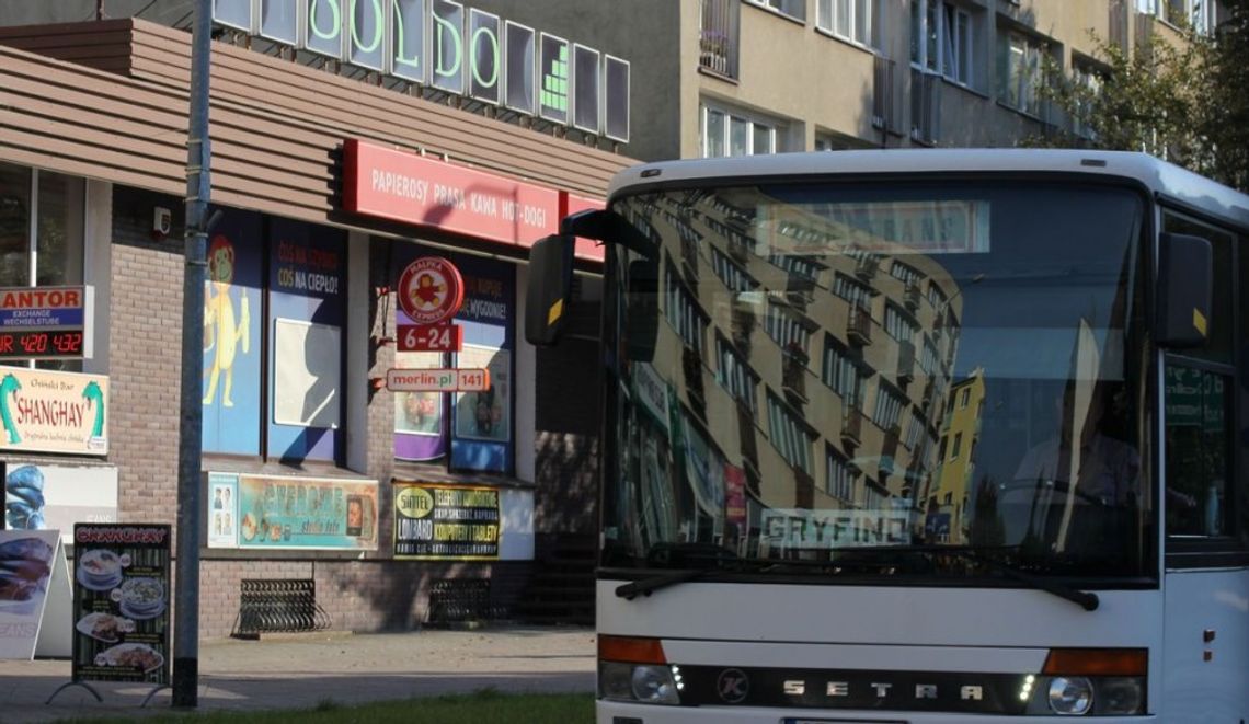Mieszkańcy wściekli na zmiany w rozkładach jazdy i na władze Gryfina. "Oddajcie nam autobusy!"