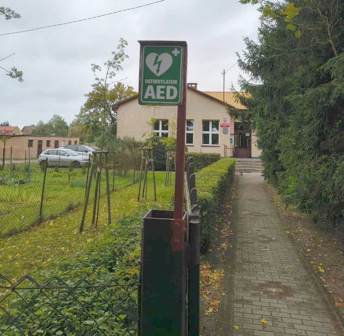 Mieszkańcy zjednoczeni! Ekspresowa zbiórka na defibrylator AED zakończona sukcesem Mieszkańcy zjednoczeni! Ekspresowa zbiórka na defibrylator AED zakończona sukcesem