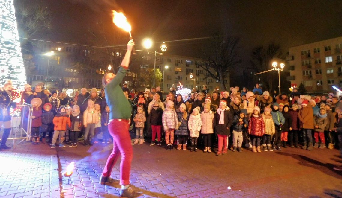 Mikołajkowe atrakcje na placu Barnima w Gryfinie