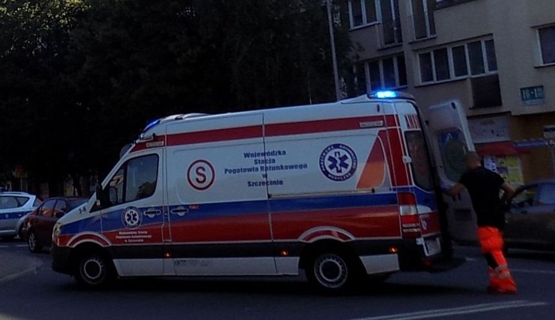 Młody kierowca uderzył na pasach w starszego przechodnia Młody kierowca uderzył na pasach w starszego przechodnia