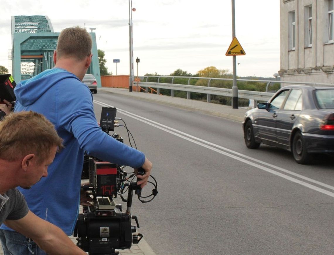 Most na Odrze Wschodniej w Gryfinie został zamknięty. Cofka