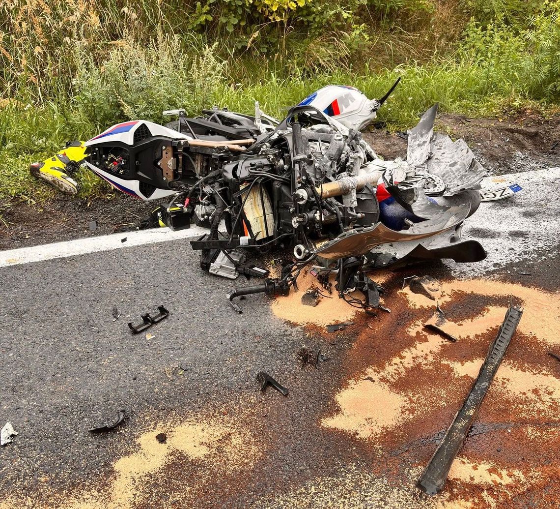 Motocykl zderzył się z samochodem osobowym. Kolejny wypadek w tym miejscu