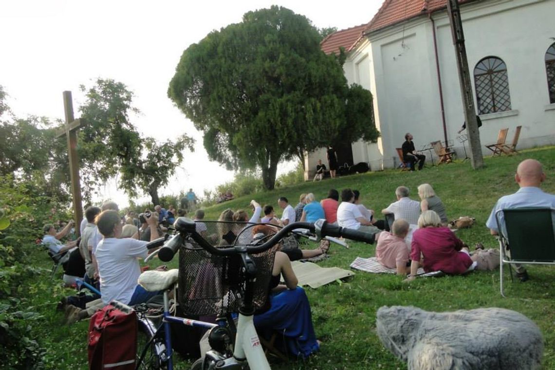 Można poleżeć i posłuchać, czyli być na KocCercie