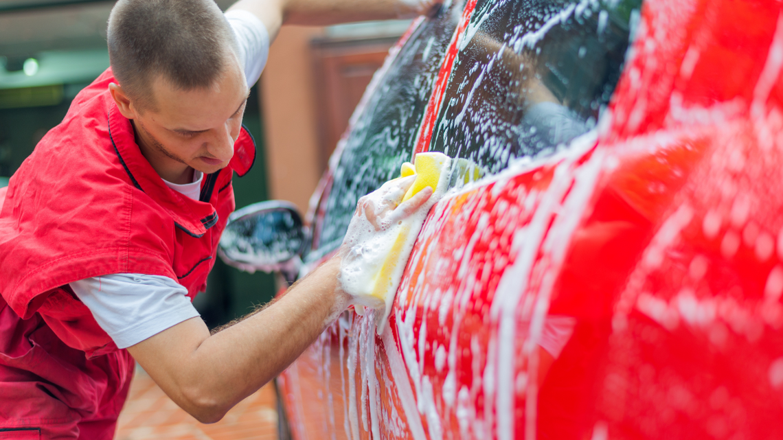 Skontrolowali myjnie samochodowe i płatne parkingi. Posypały się kary Skontrolowali myjnie samochodowe i płatne parkingi. Posypały się kary