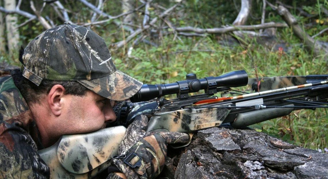 Myśliwy dwukrotnie strzelił zabijając myśliwego. Pomylił człowieka z dzikiem? Myśliwy dwukrotnie strzelił zabijając myśliwego. Pomylił człowieka z dzikiem?