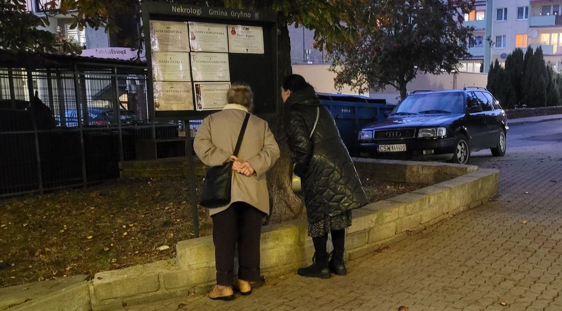 Żałoba to czas, w którym łzy stają się słowami, a milczenie mówi więcej niż tysiąc słów