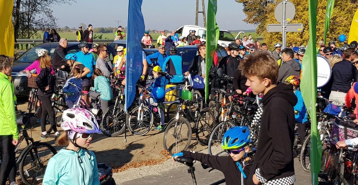 Na rowerze po niezapomniane wrażenia i po...rower. Propozycja dla całej rodziny