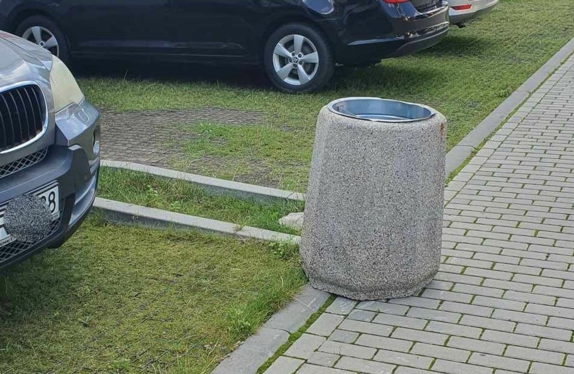 Na tę pułapkę nadział się samochód Na tę pułapkę nadział się samochód