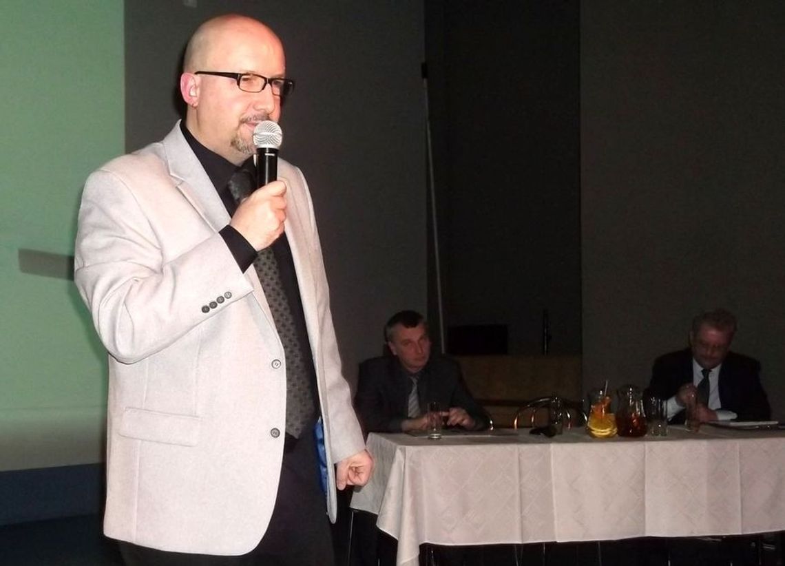 Nabrzeże według nadwornego futurysty i burmistrza-wizjonera Nabrzeże według nadwornego futurysty i burmistrza-wizjonera