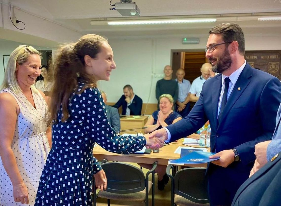 Nagrodzili najlepszych absolwentów szkół podstawowych w gminie Nagrodzili najlepszych absolwentów szkół podstawowych w gminie