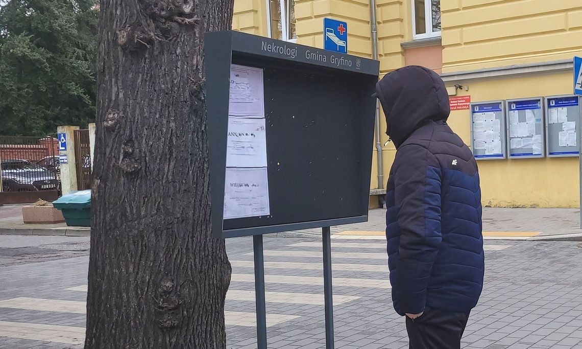 Najgłębszy smutek nie ma słów, tylko ciężar nieobecności... Najgłębszy smutek nie ma słów, tylko ciężar nieobecności...