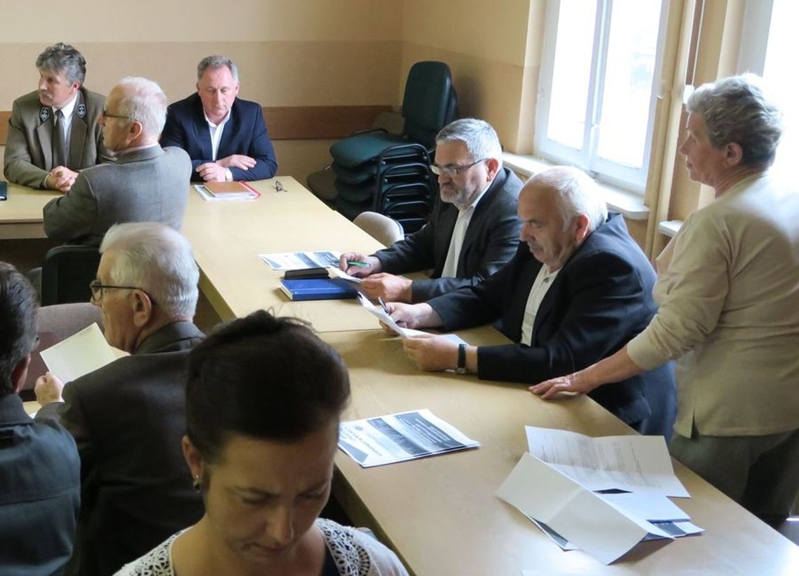 Najkrótsze spotkanie od lat Najkrótsze spotkanie od lat