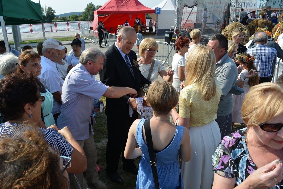 Najpiękniejsze wieńce dożynkowe wybrali w... mieście Najpiękniejsze wieńce dożynkowe wybrali w... mieście