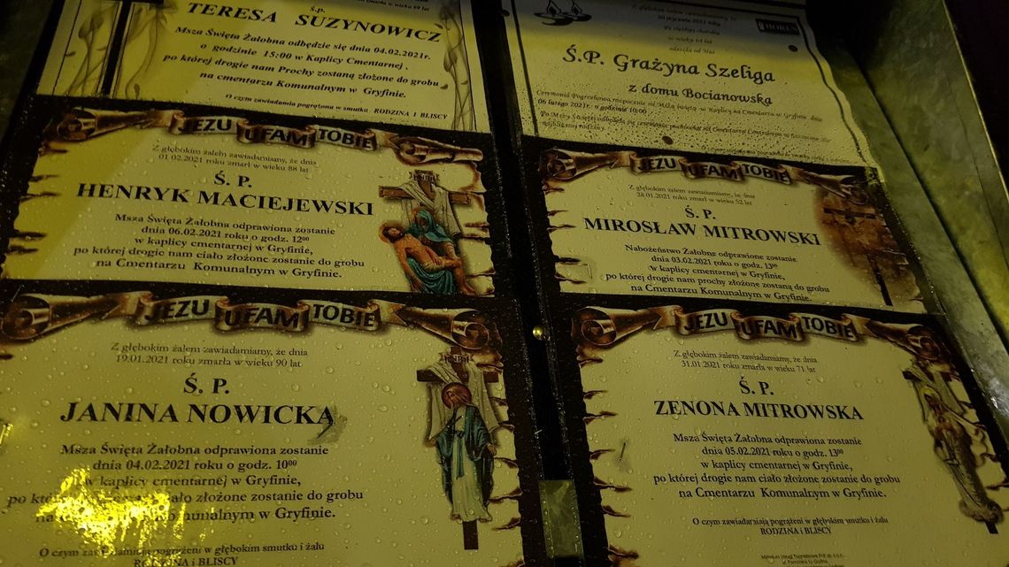 Najpierw zmarł walczący z koronawirusem syn, a teraz pochowamy matkę. Nowe klepsydry Najpierw zmarł walczący z koronawirusem syn, a teraz pochowamy matkę. Nowe klepsydry