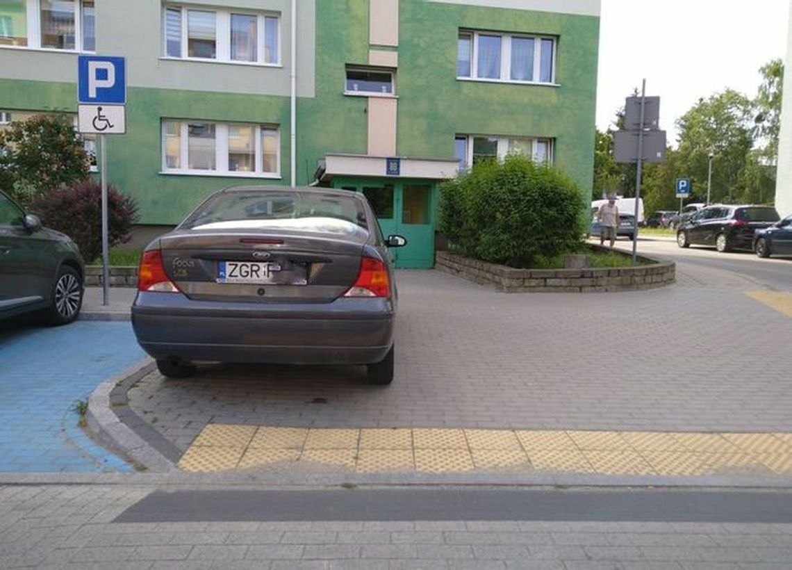 Nałogowa "mistrzyni parkowania"? 