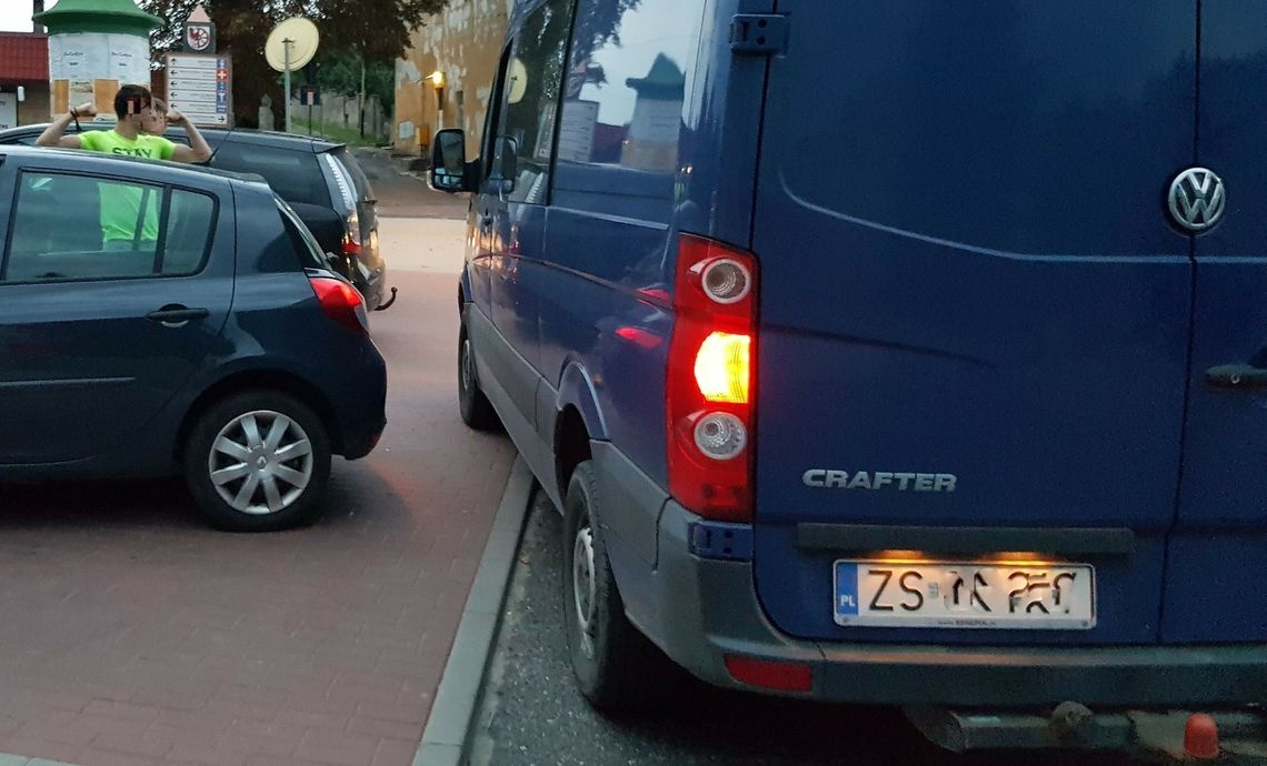 Napaść w okolicy sklepu mięsnego. Warto mieć kamerę