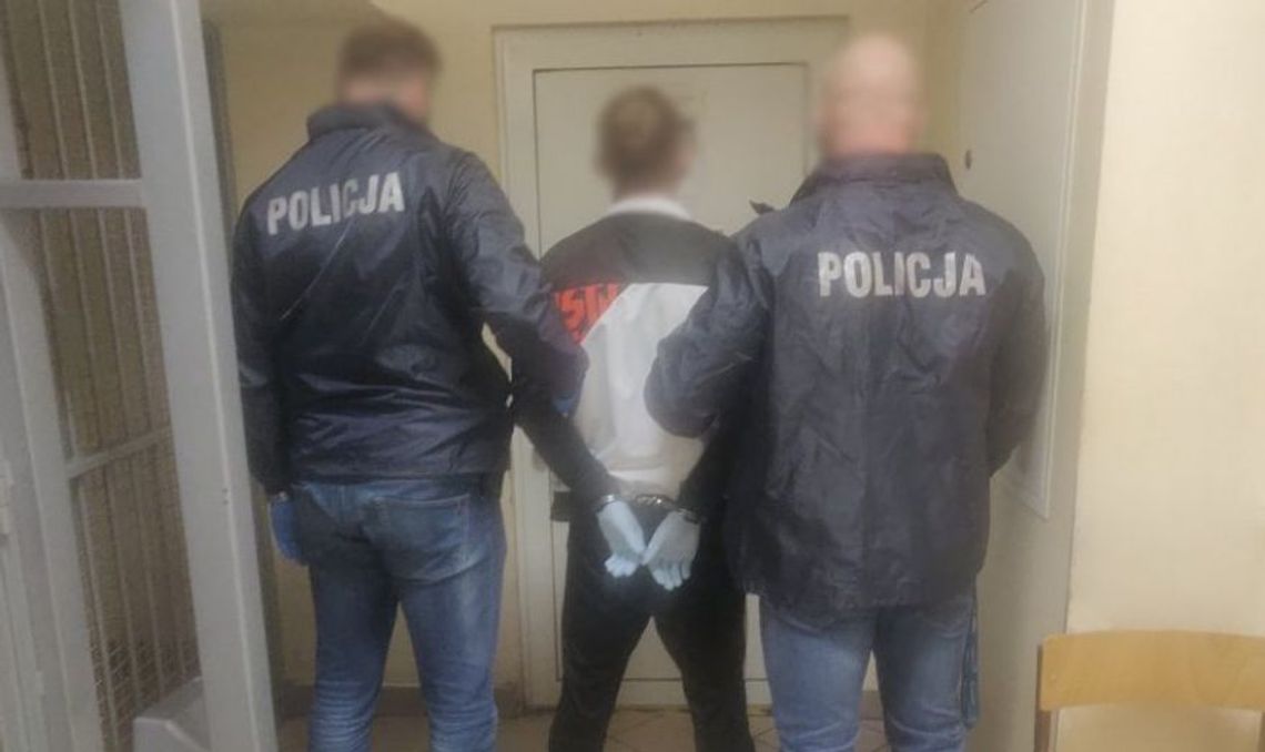 Narkotyki schował w domu. Policjanci przyszli do niego rano Narkotyki schował w domu. Policjanci przyszli do niego rano