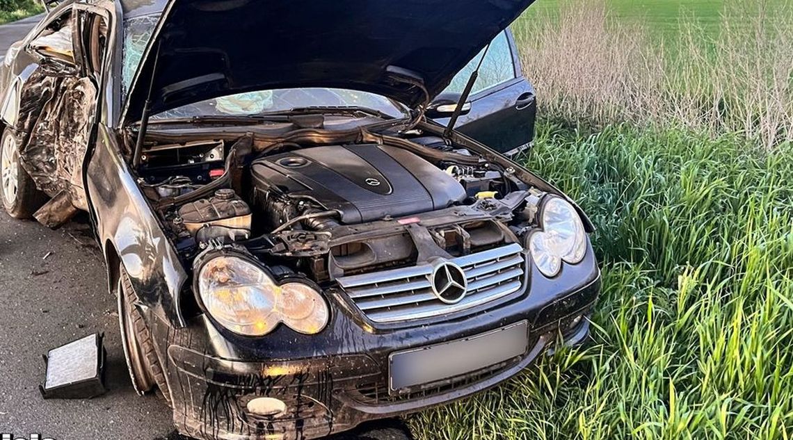 Nastolatek jechał za szybko. Rozbił się pod Gryfinem, a nie jechał sam