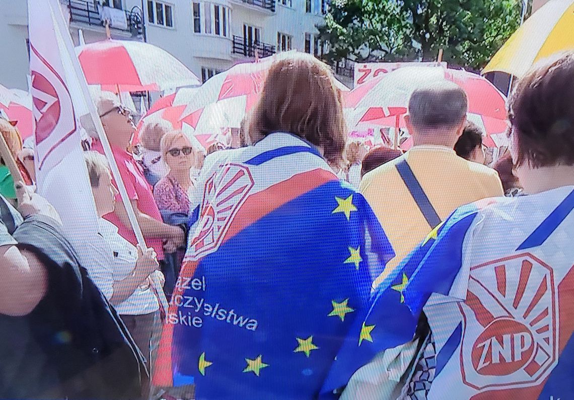 Nauczyciele zaczęli rok szkolny od protestu