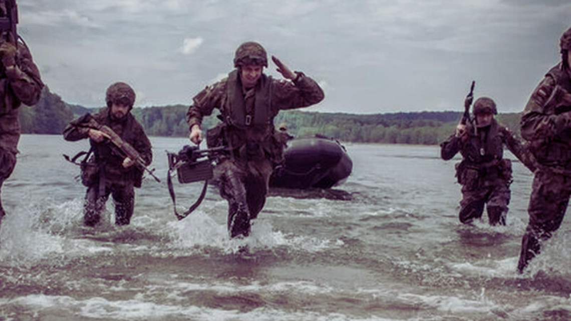 Zmieniamy zdanie w stosunku do obowiązkowej służby wojskowej [SONDAŻ]