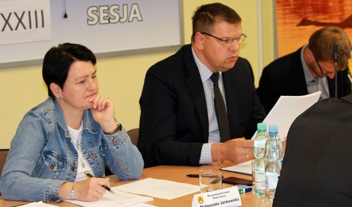 Nie mogła przyjść. Wysłała więc list Nie mogła przyjść. Wysłała więc list