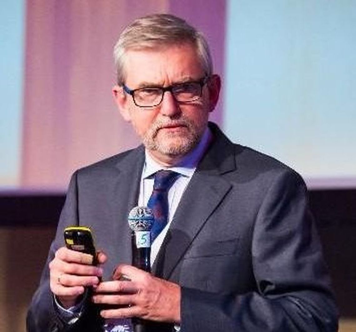 Nie możemy teraz traktować COVID-19 jak grypy, bo to fatalny trop - mówi profesor Witt