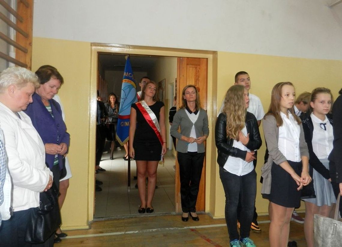 Nie zdążyła na pierwszy dzwonek Nie zdążyła na pierwszy dzwonek