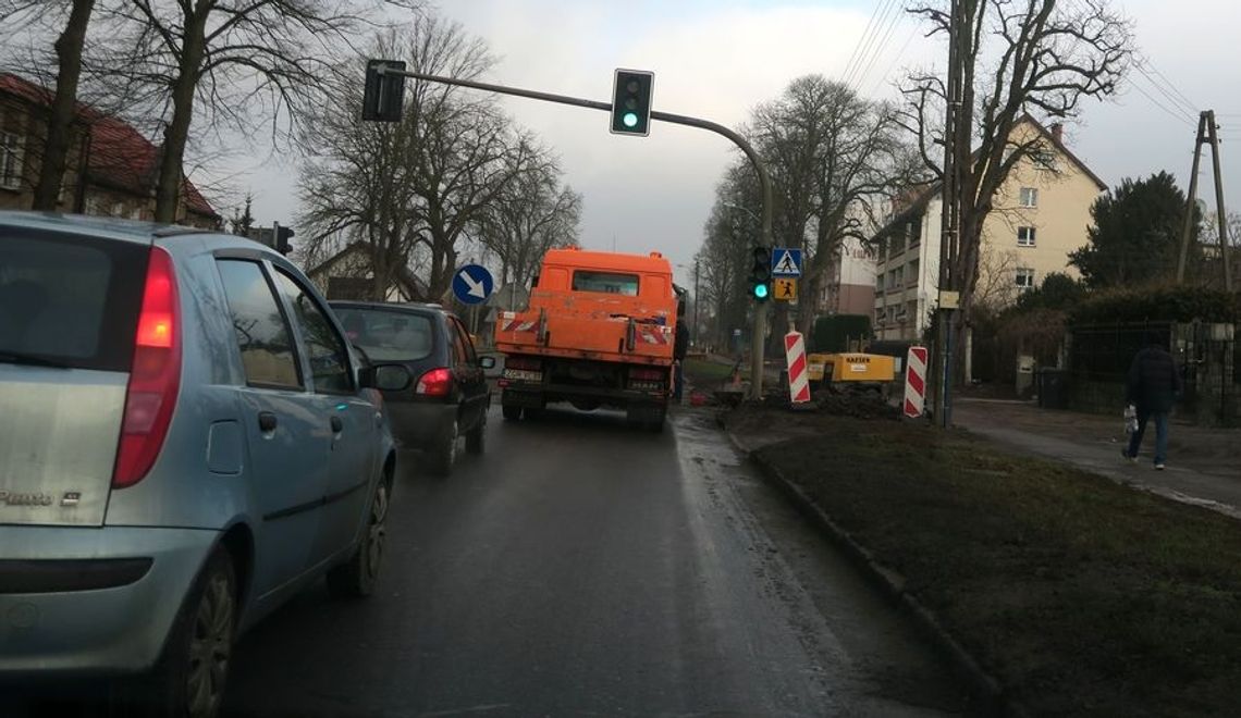 Niebezpiecznie na wjeździe do Gryfina Niebezpiecznie na wjeździe do Gryfina