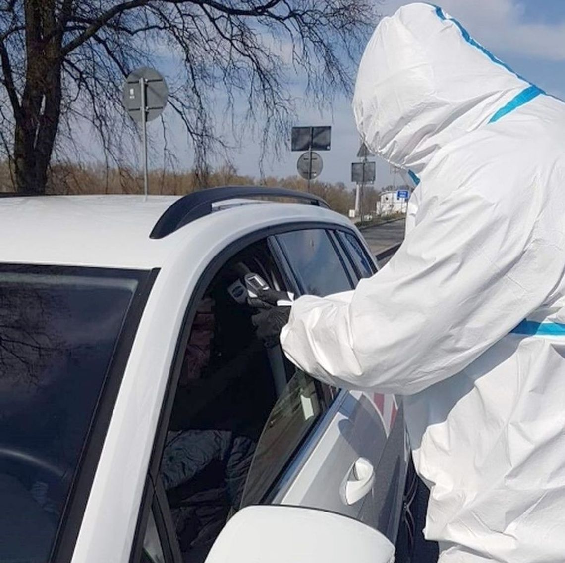 Niemcy: otwarto pierwszy punkt testów na SARS-CoV-2 na przejściu granicznym Niemcy: otwarto pierwszy punkt testów na SARS-CoV-2 na przejściu granicznym