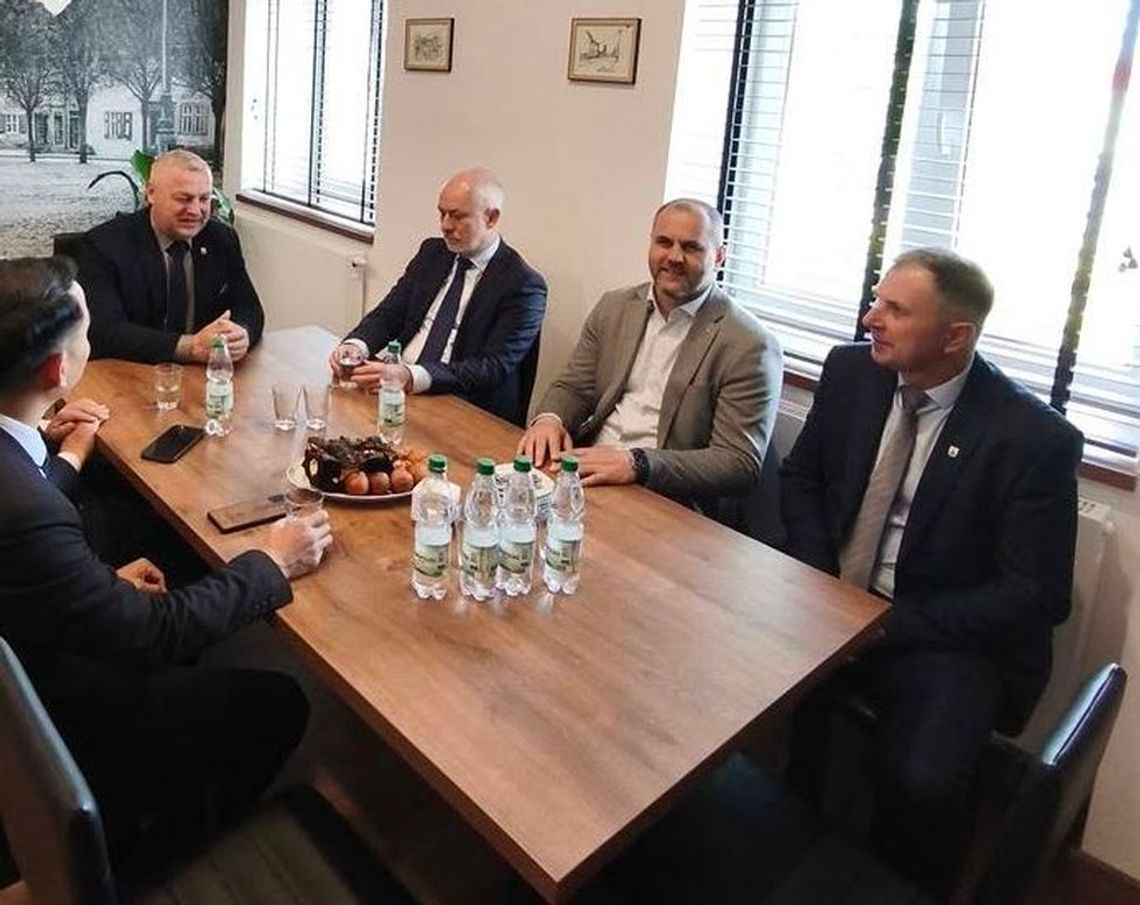 Nieodczekiwanie nie wyznaczona sesja. Kiedy burmistrz przygotuje materiały Nieodczekiwanie nie wyznaczona sesja. Kiedy burmistrz przygotuje materiały