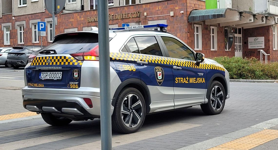 Nowe uprawnienia straży miejskiej: Kamery z dźwiękiem i mandaty za śmieci na posesji Nowe uprawnienia straży miejskiej: Kamery z dźwiękiem i mandaty za śmieci na posesji
