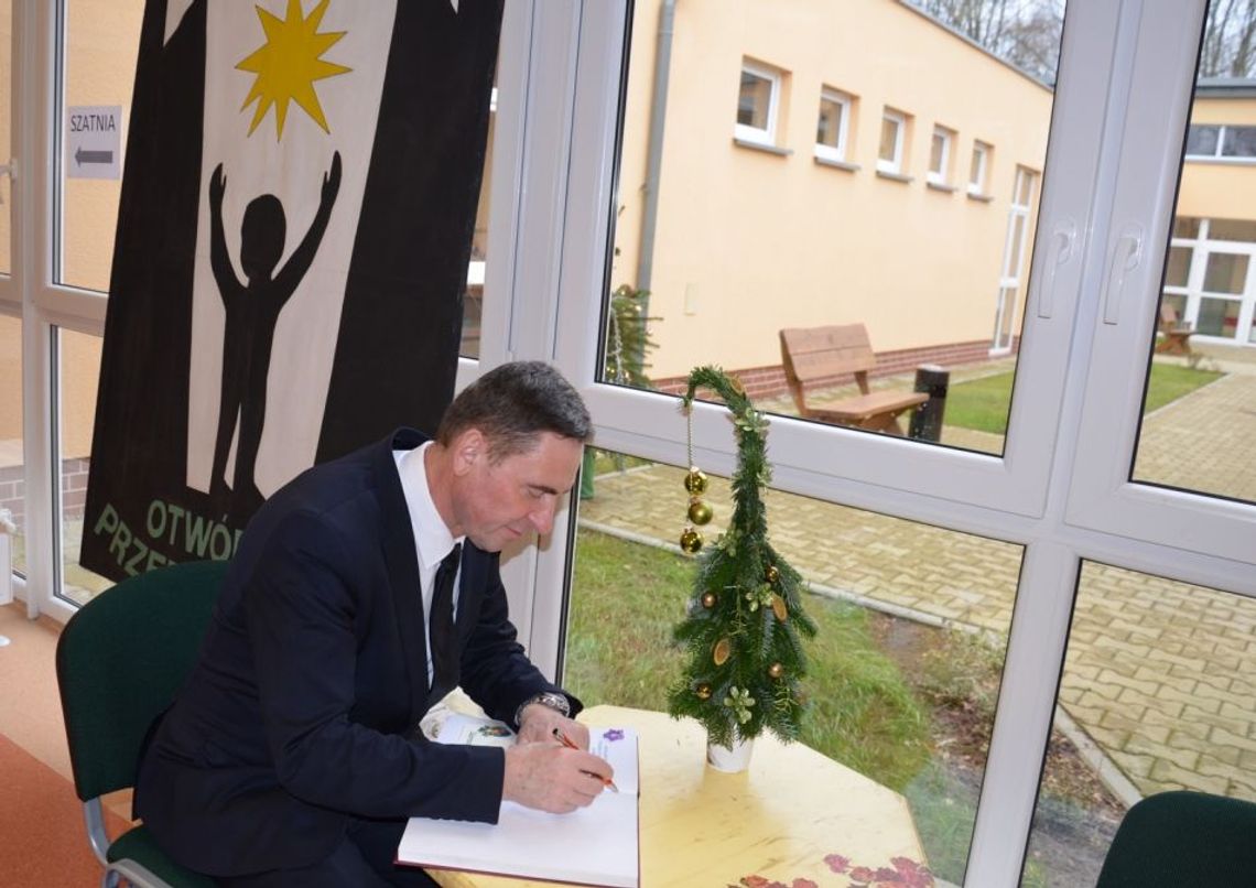 Nowe Zakłady Aktywności Zawodowej szansą na nowe życie. Pieniądze dla ZAZ-u w Gryfinie Nowe Zakłady Aktywności Zawodowej szansą na nowe życie. Pieniądze dla ZAZ-u w Gryfinie