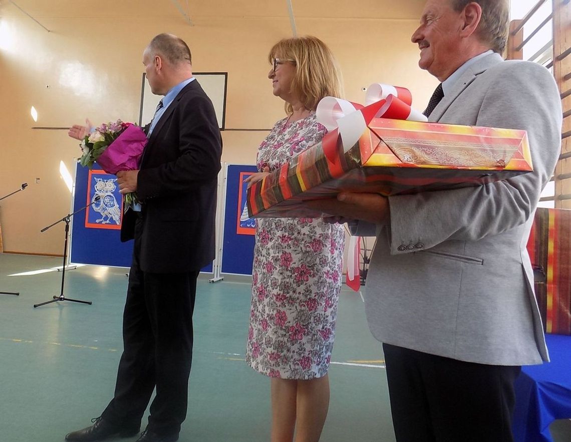 O której godzinie zabrzmi pierwszy szkolny dzwonek O której godzinie zabrzmi pierwszy szkolny dzwonek