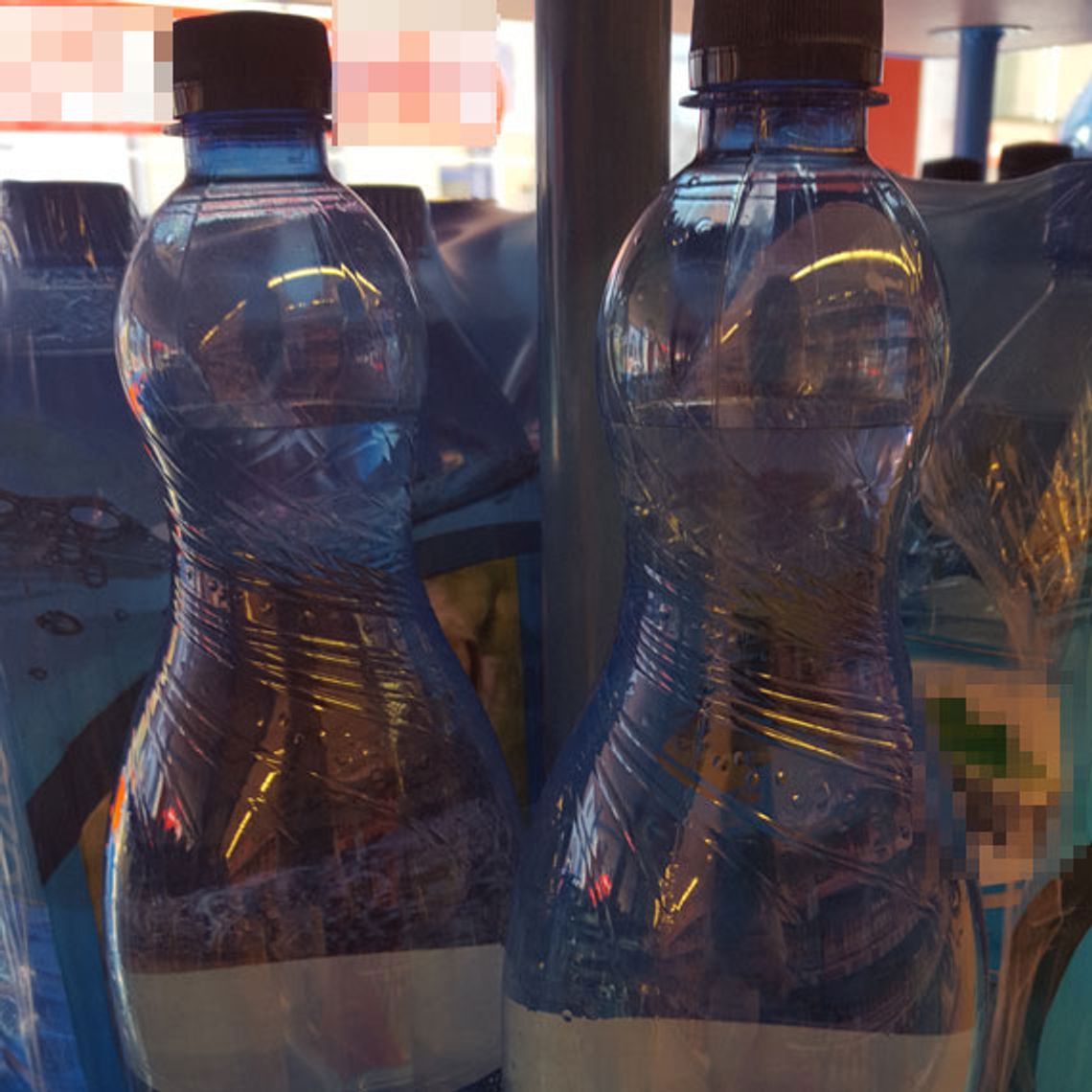 Obcą substancję stwierdzono w jednej butelce Obcą substancję stwierdzono w jednej butelce