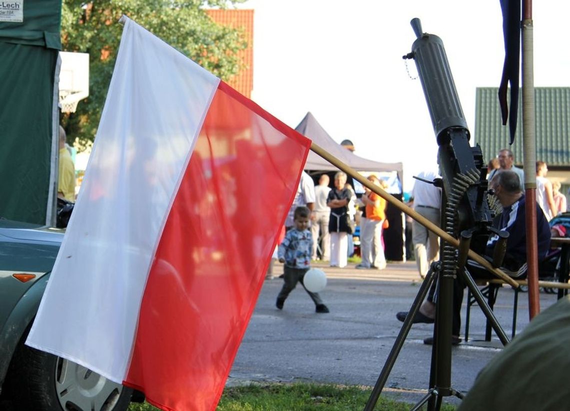 Obchody święta w powiecie – kto obchodzi, kogo to nie obchodzi