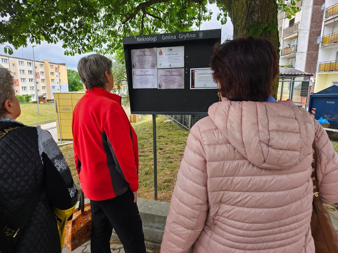 Odejście bliskich nie kończy naszych więzi, lecz przenosi je do krainy wspomnień