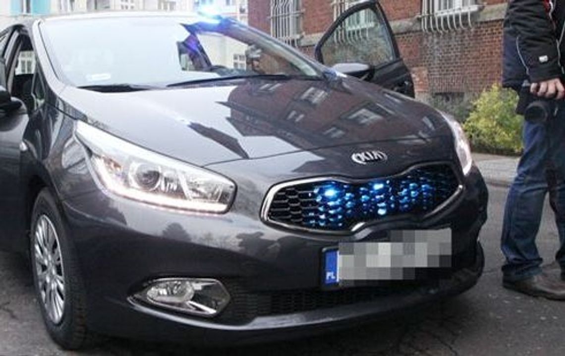 Odnaleziono skradziony samochód Odnaleziono skradziony samochód