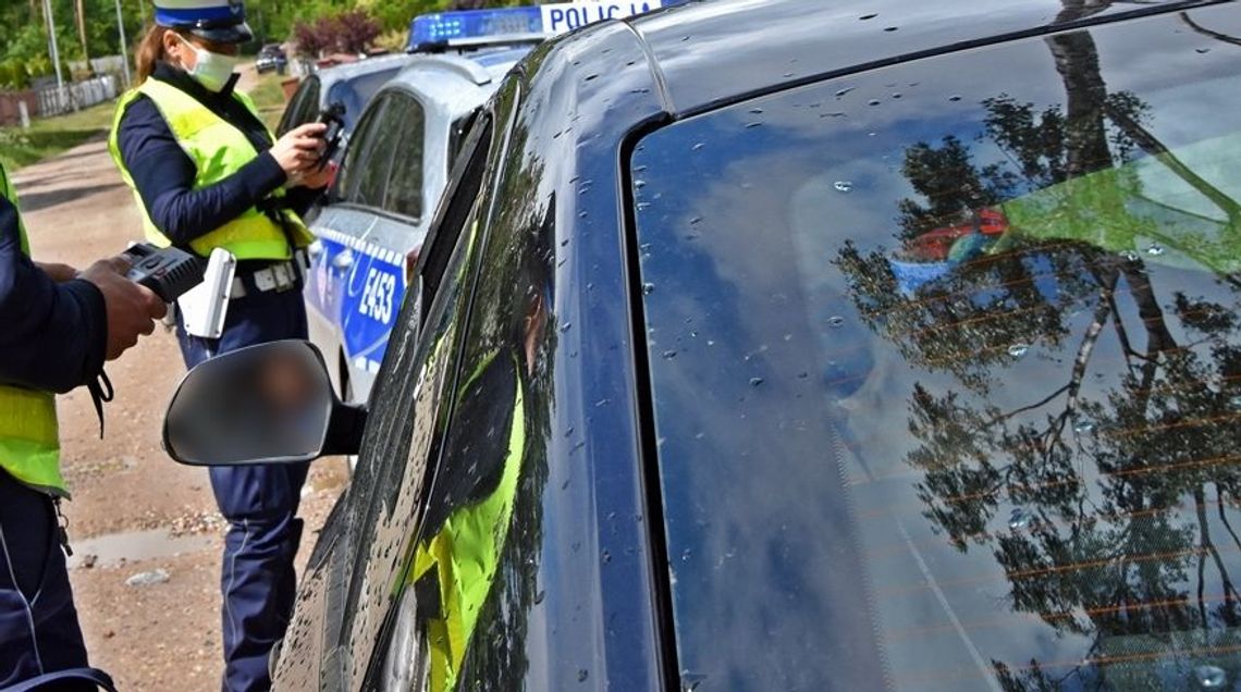 Odurzony narkotykami jeździł po Gryfinie Odurzony narkotykami jeździł po Gryfinie