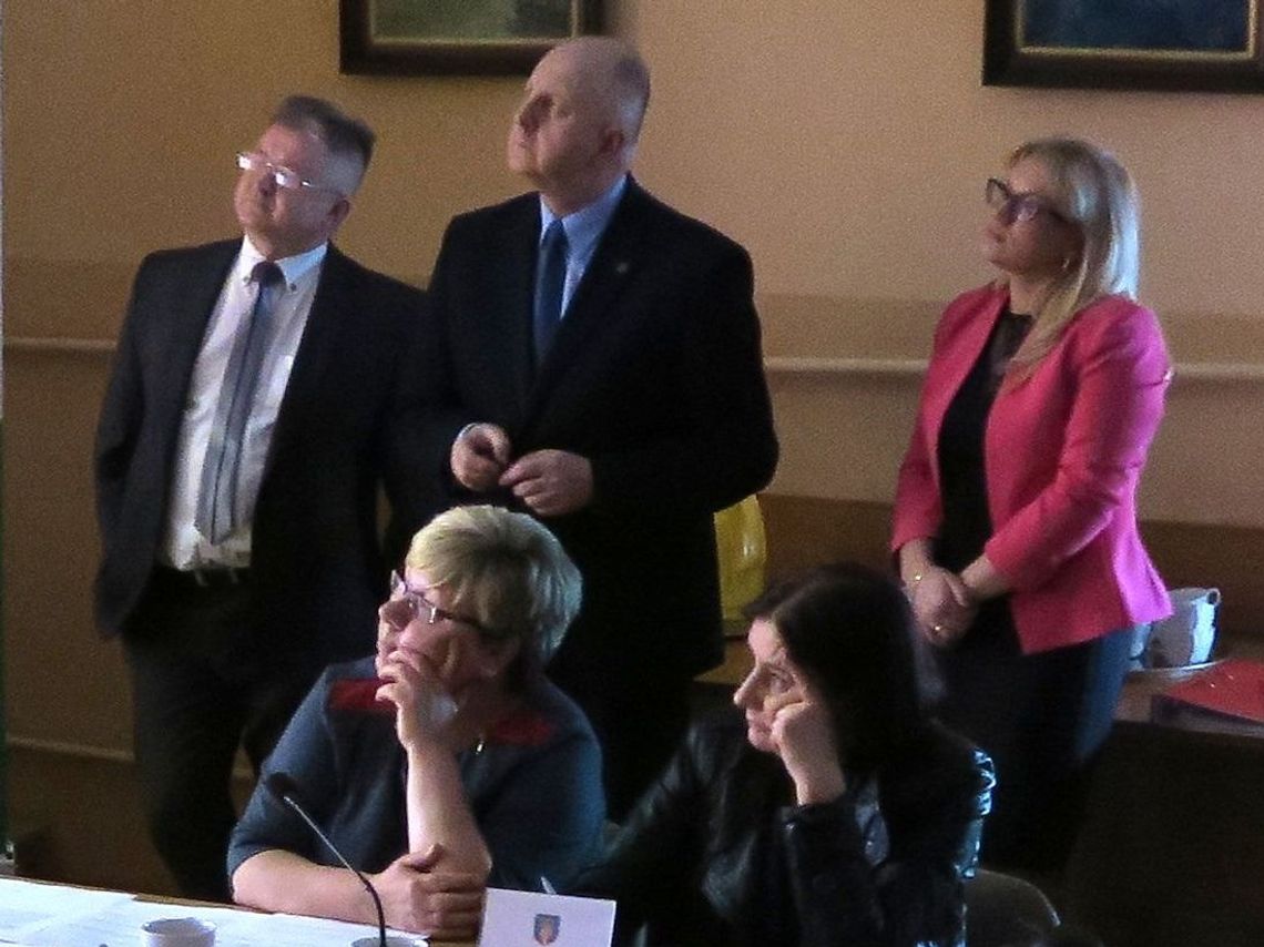 Ogłoszą przetarg na działkę pod elektrownię słoneczną Ogłoszą przetarg na działkę pod elektrownię słoneczną