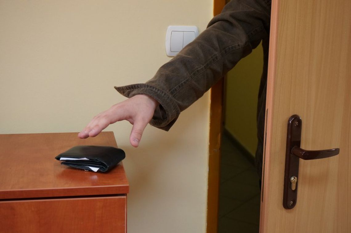 Okradziono gościa hotelowego Okradziono gościa hotelowego