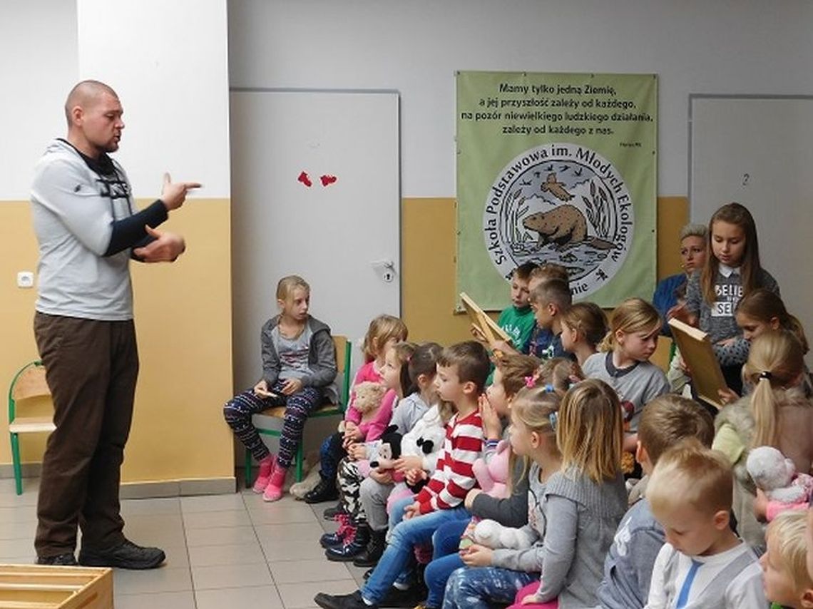 Opowieści o życiu i zwyczajach pszczół Opowieści o życiu i zwyczajach pszczół