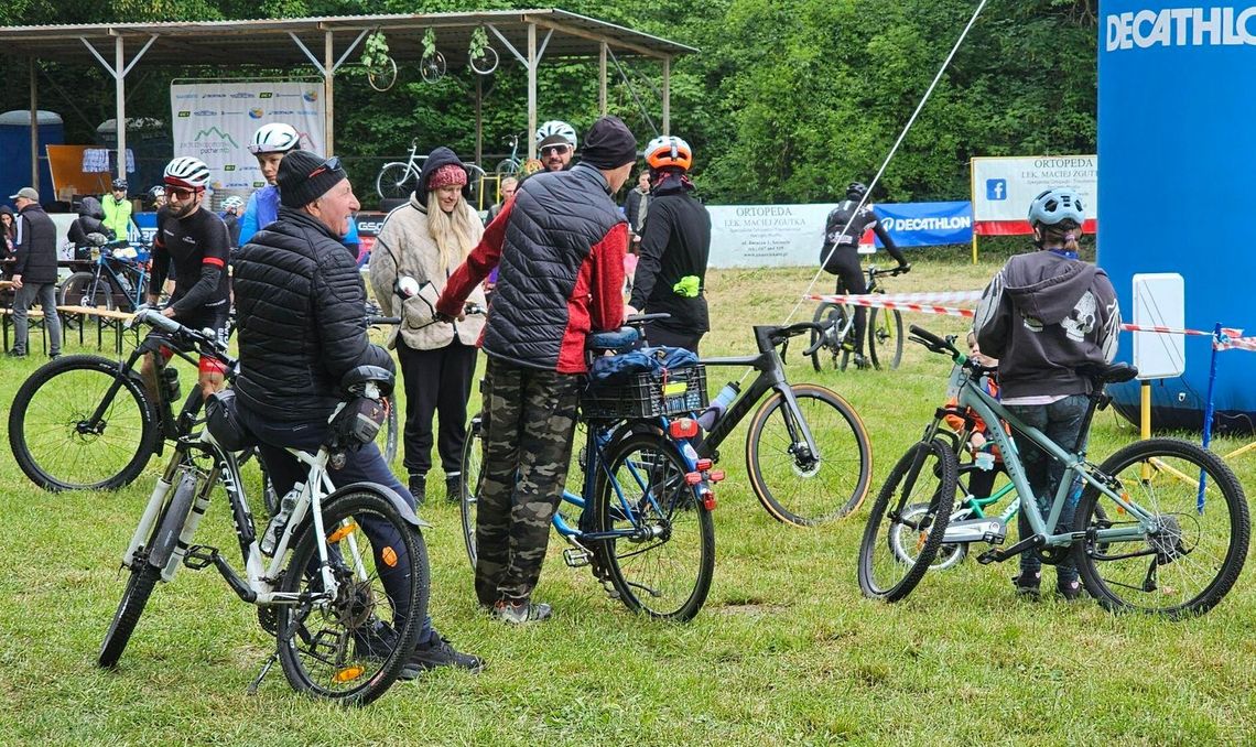 Organizują Familiadę rowerową "Szlakiem kolorowych przystanków"