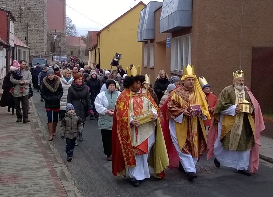 Orszak trzech króli przeszedł ulicami miasta