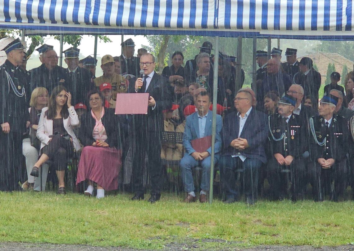 OSP Czachów świętuje 80-lecie – powrót do KSRG. Potrójne świętowanie w deszczu i słońcu