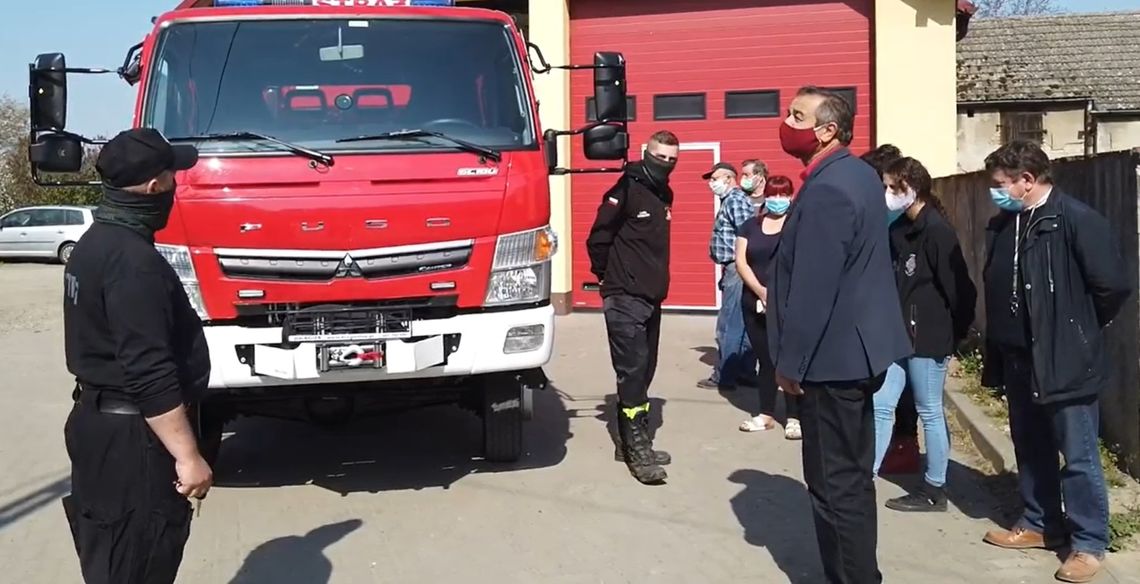 Otrzymali nowy wóz strażacki [FOTO, WIDEO]