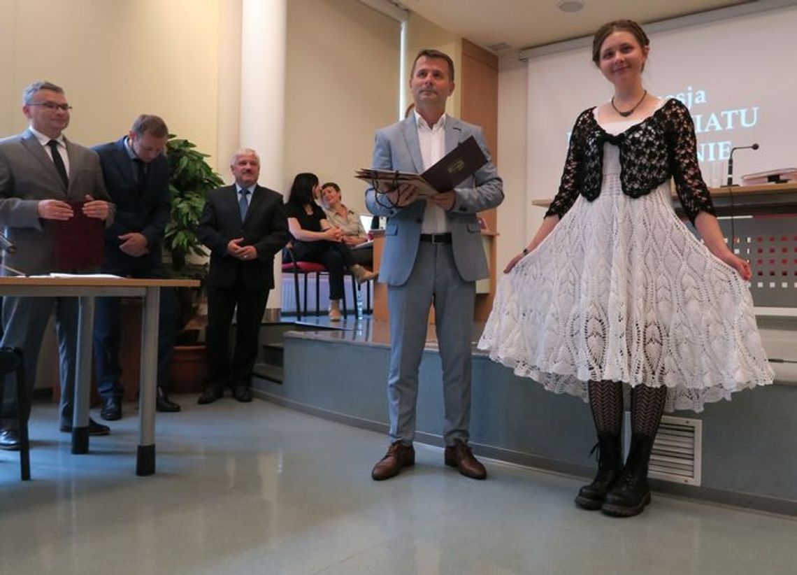 Otrzymali stypendia za wyniki w nauce i osiągnięcia artystyczne Otrzymali stypendia za wyniki w nauce i osiągnięcia artystyczne