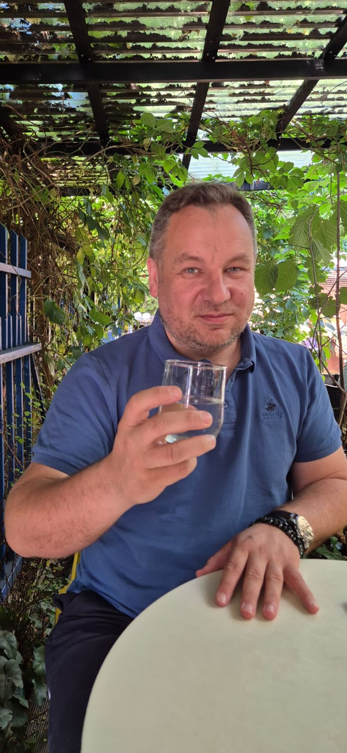 Pamiętajmy o nawadnianiu. Może być kranówka