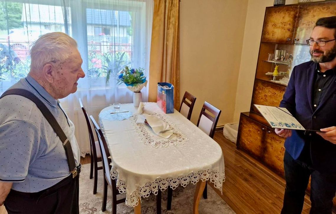 Pan Włodzimierz świętuje 90. urodziny Pan Włodzimierz świętuje 90. urodziny